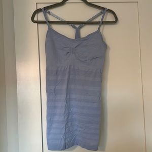 Lulu Workout Top w Built In Bra